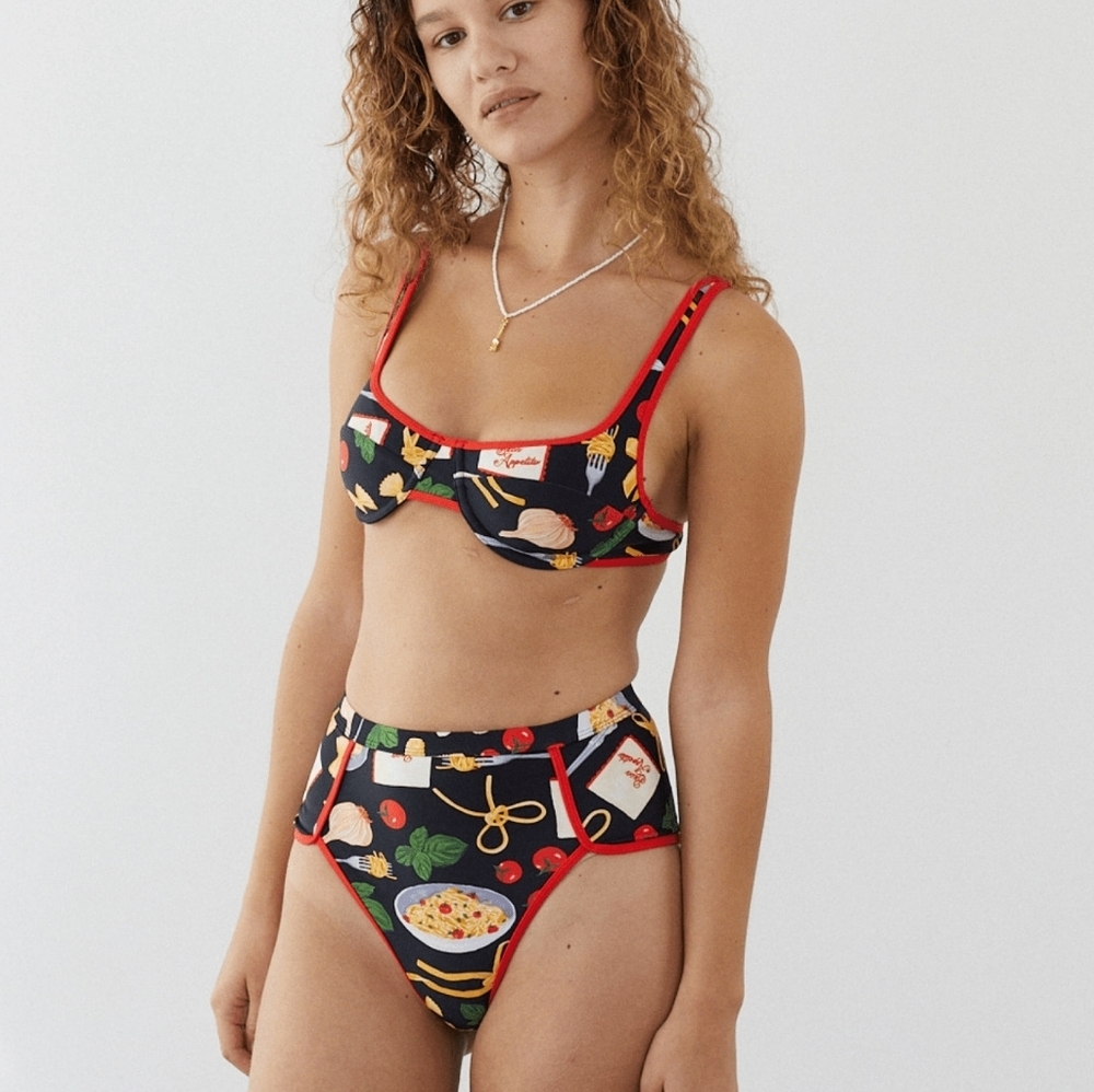 OOKIOH Says Gah Como Bikini Top size M NWT - Picture 2 of 9